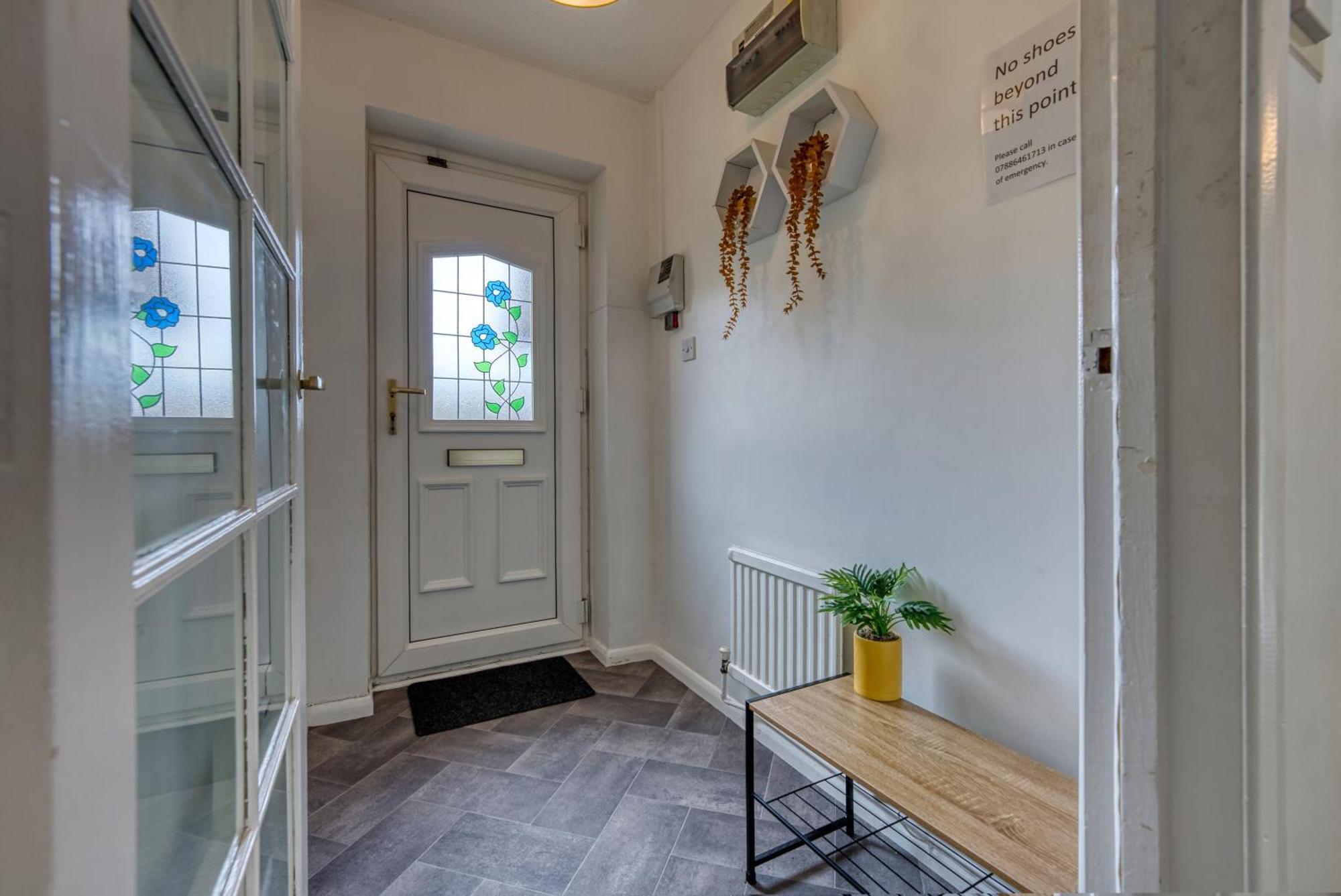 Capri 13 Sa - 3 Bed House, Close To Loughborough University & M1 Motorway, Free Wifi, Big Garden, Ample Parking- Ask For Contractor Rates! Zewnętrze zdjęcie