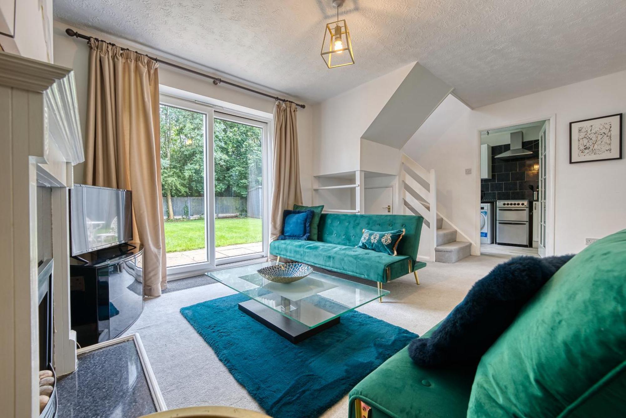 Capri 13 Sa - 3 Bed House, Close To Loughborough University & M1 Motorway, Free Wifi, Big Garden, Ample Parking- Ask For Contractor Rates! Zewnętrze zdjęcie